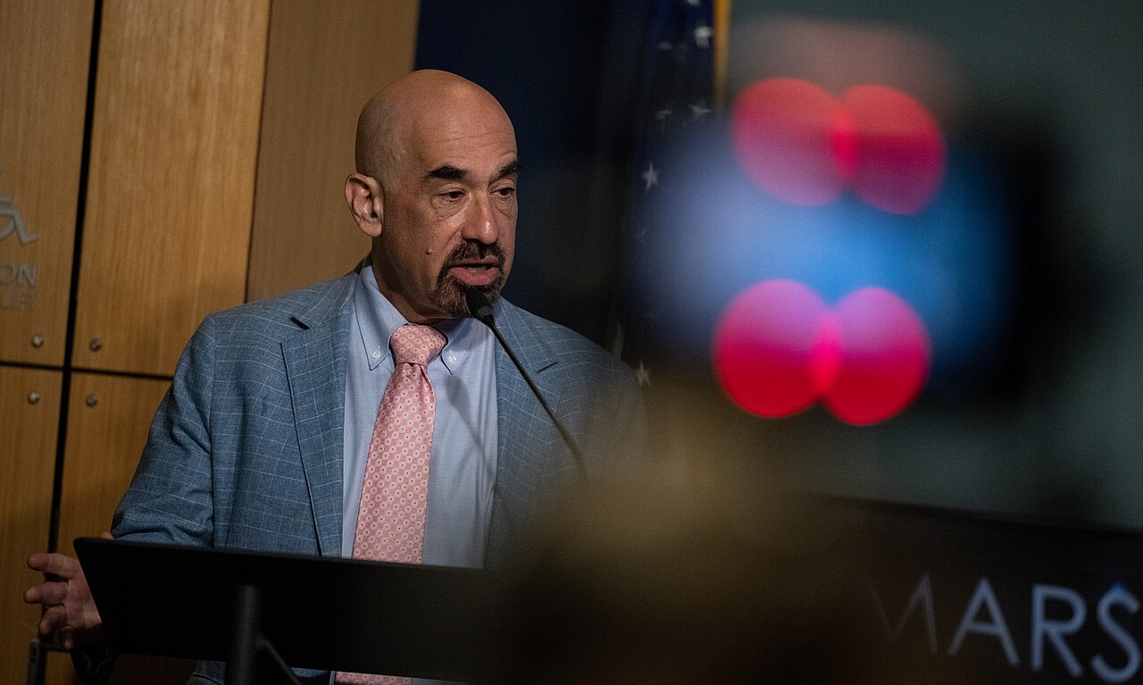 David Spergel speaking during NASA's public UAP independent study team meeting on 31 May 2023